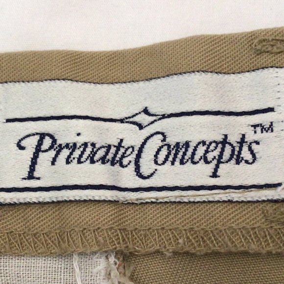 Private Concepts - Tan pleated shorts - Picture 3 of 6